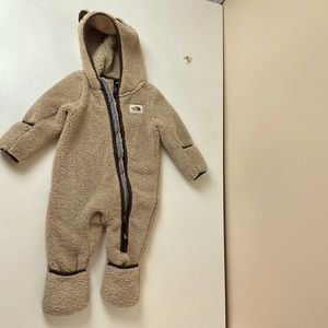 The North Face - Teddy Bear 🧸- flee overall (12-18 months)